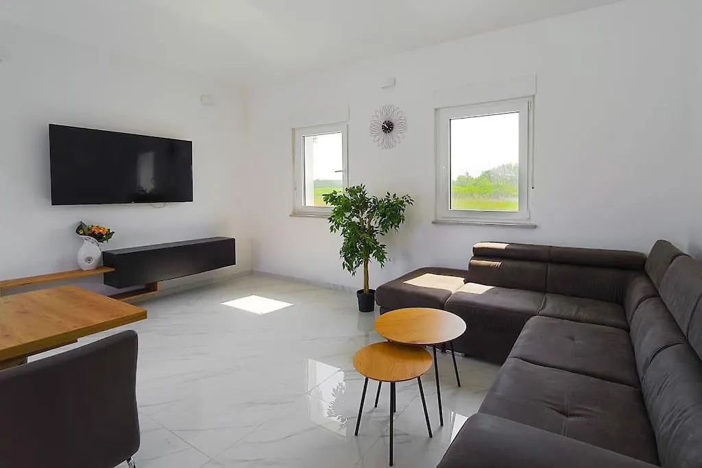 Apartment Flego With Private Swimming Pool And Big Outside Space Funtana Croatia